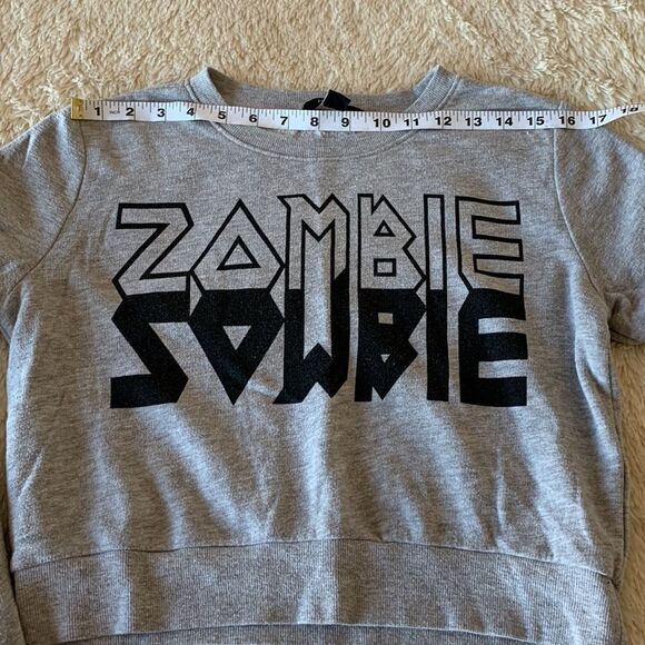 Zombie Cropped Sweat Shirt  - Picture 16 of 16